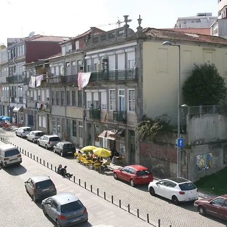 Fontainhas River Apartment *